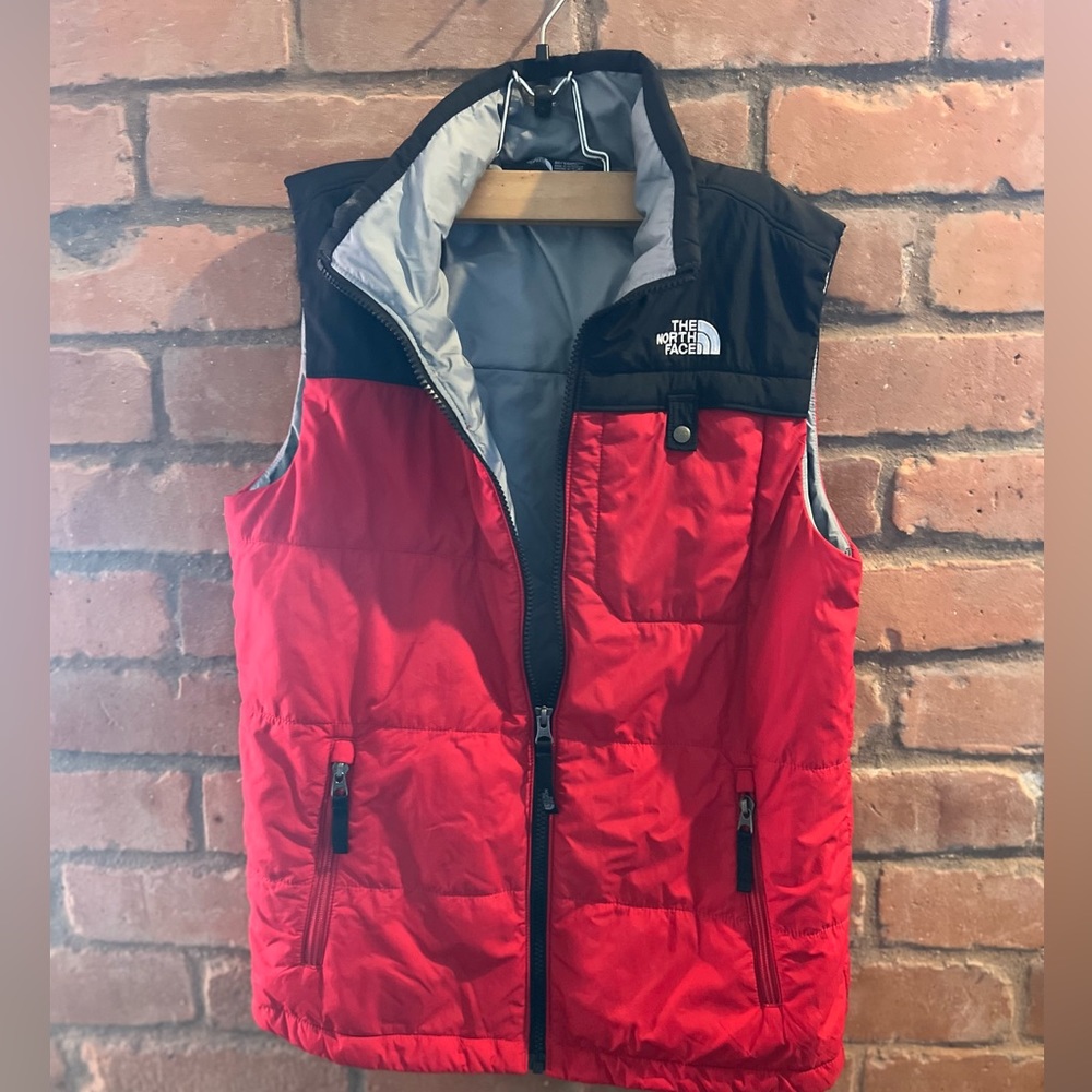 North face boys lightweight vest